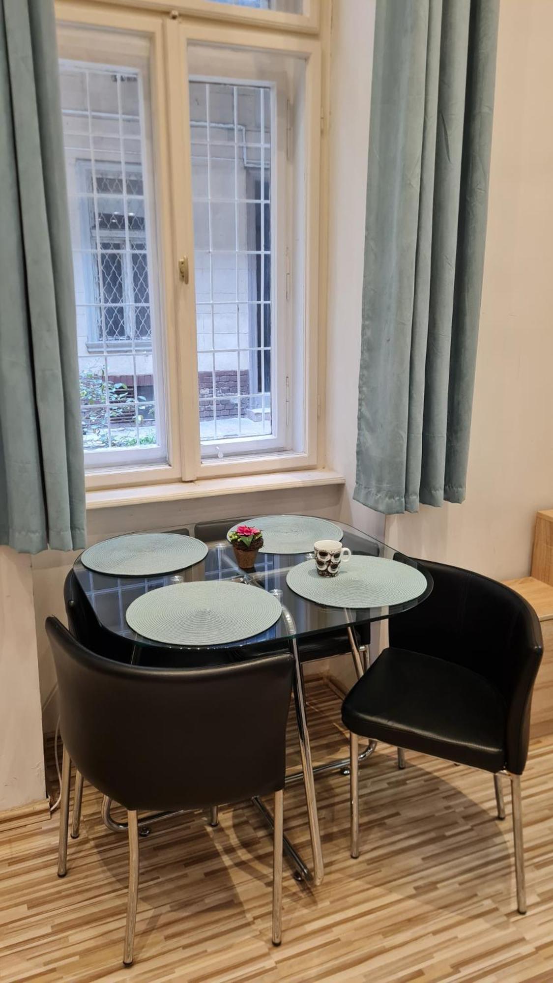 Maxim Apartman Budapeszt Zewnętrze zdjęcie